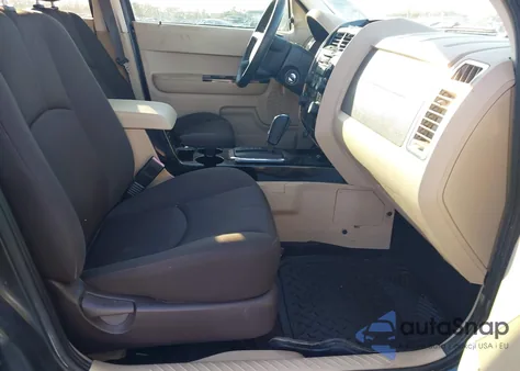 2008 Mazda Tribute I Touring из США, поврежденный, VIN 4F2CZ02Z78KM02869